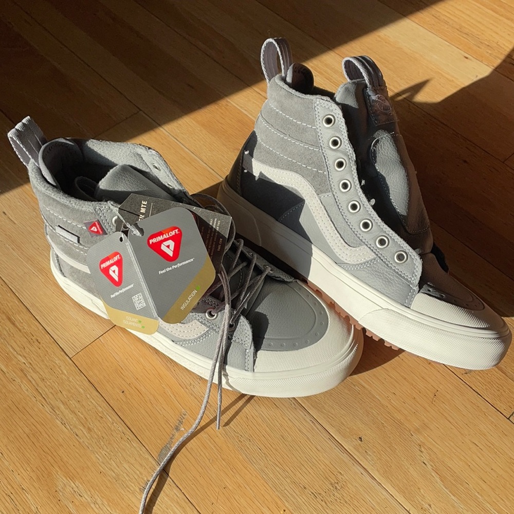 NEW- Vans Gray Sk8-Hi MTE (men’s 8.5, women’s 10)